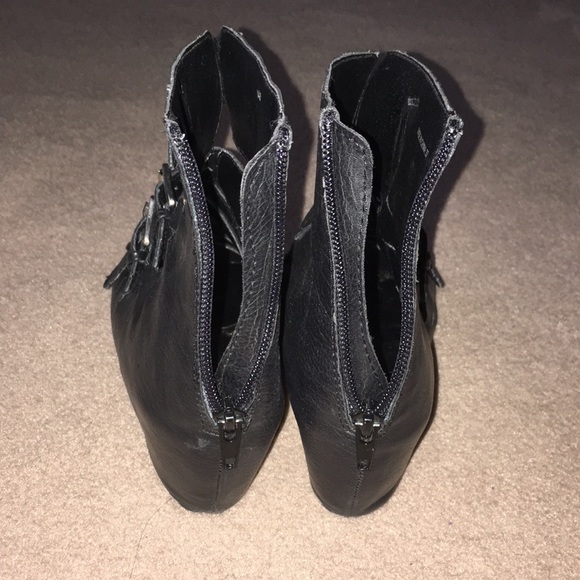 Aviator Call It Spring - Picture 3 of 5